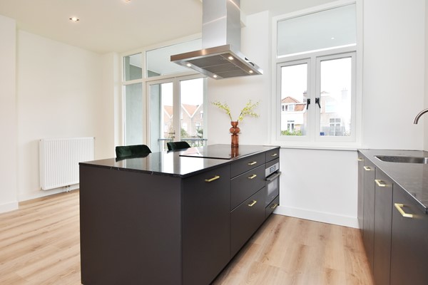 Medium property photo - Van Diemenstraat 164, 2518 VG Den Haag